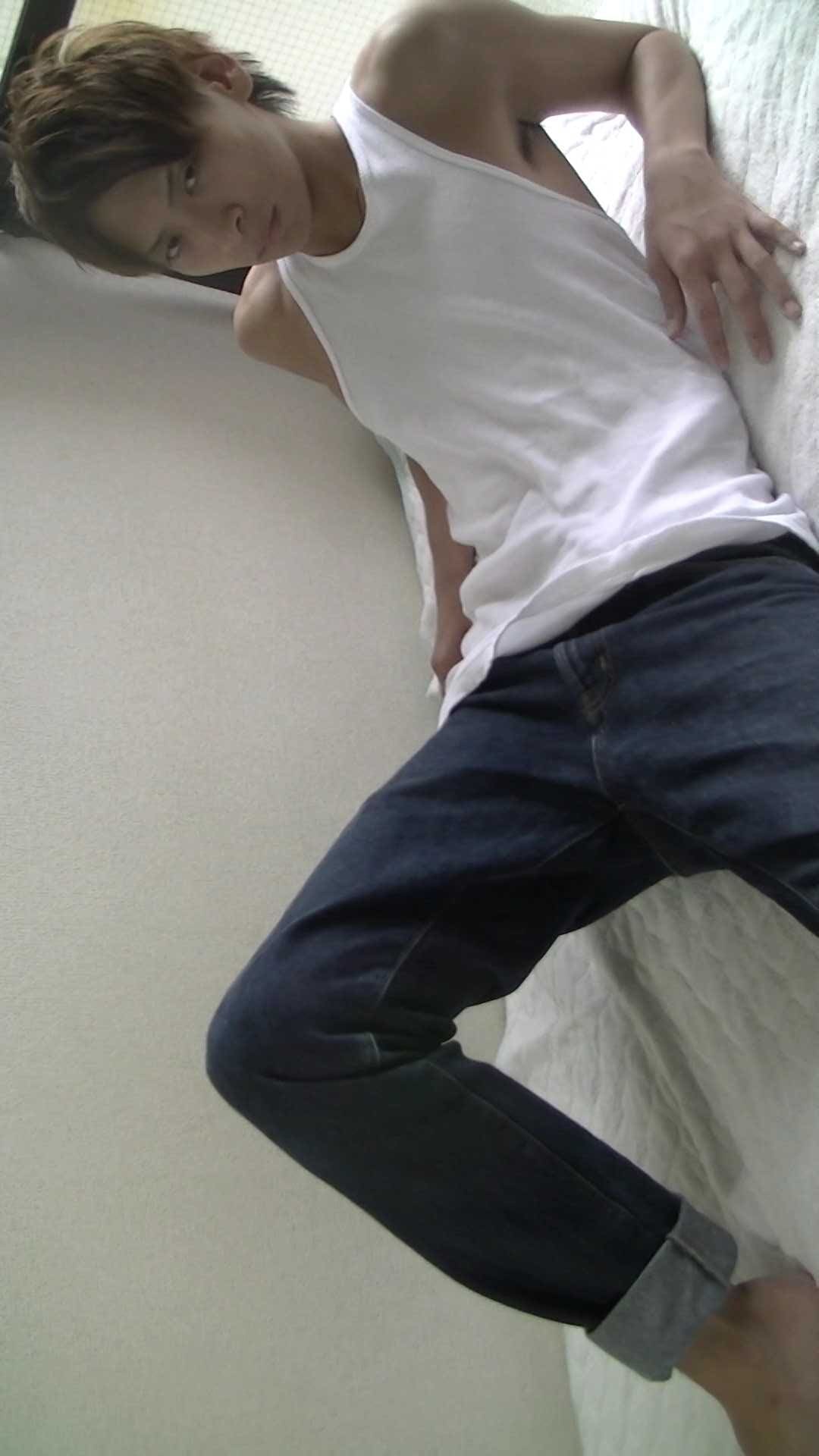MOO032